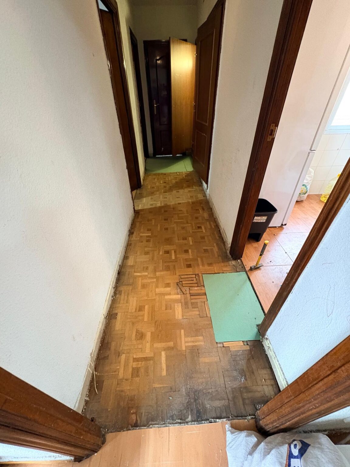 REFORFINITY especialistas en aprovechar cada centímetro con muebles de madera